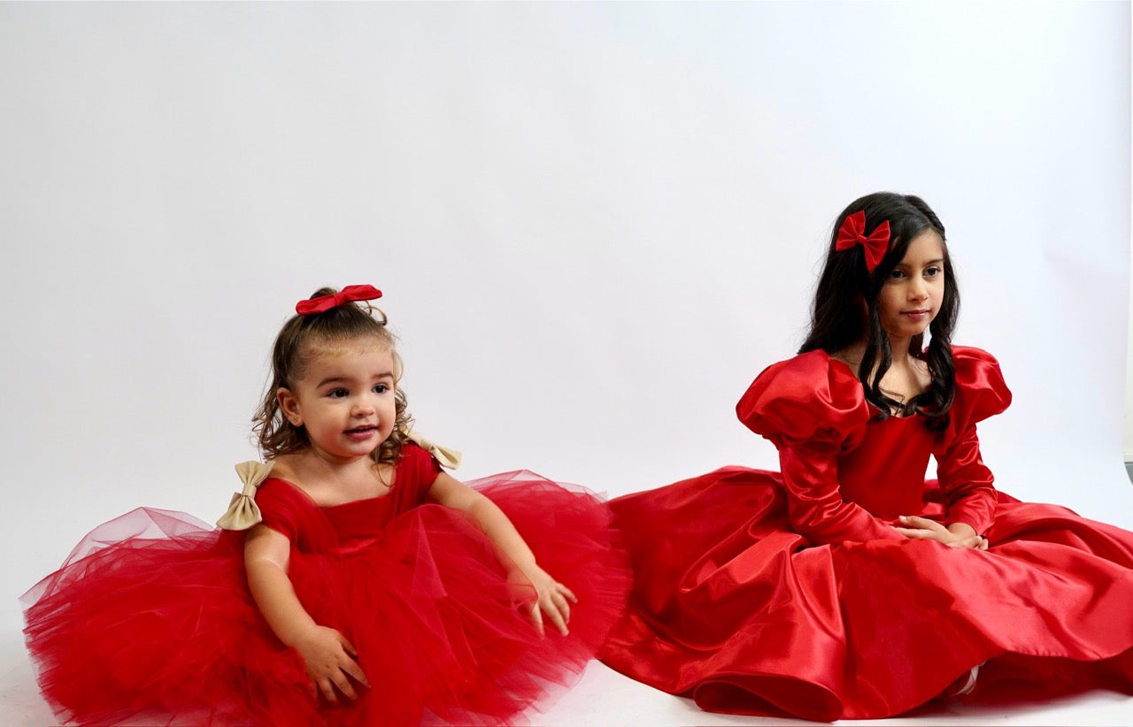 Danaé - Robe pour enfant en satin rouge prestige