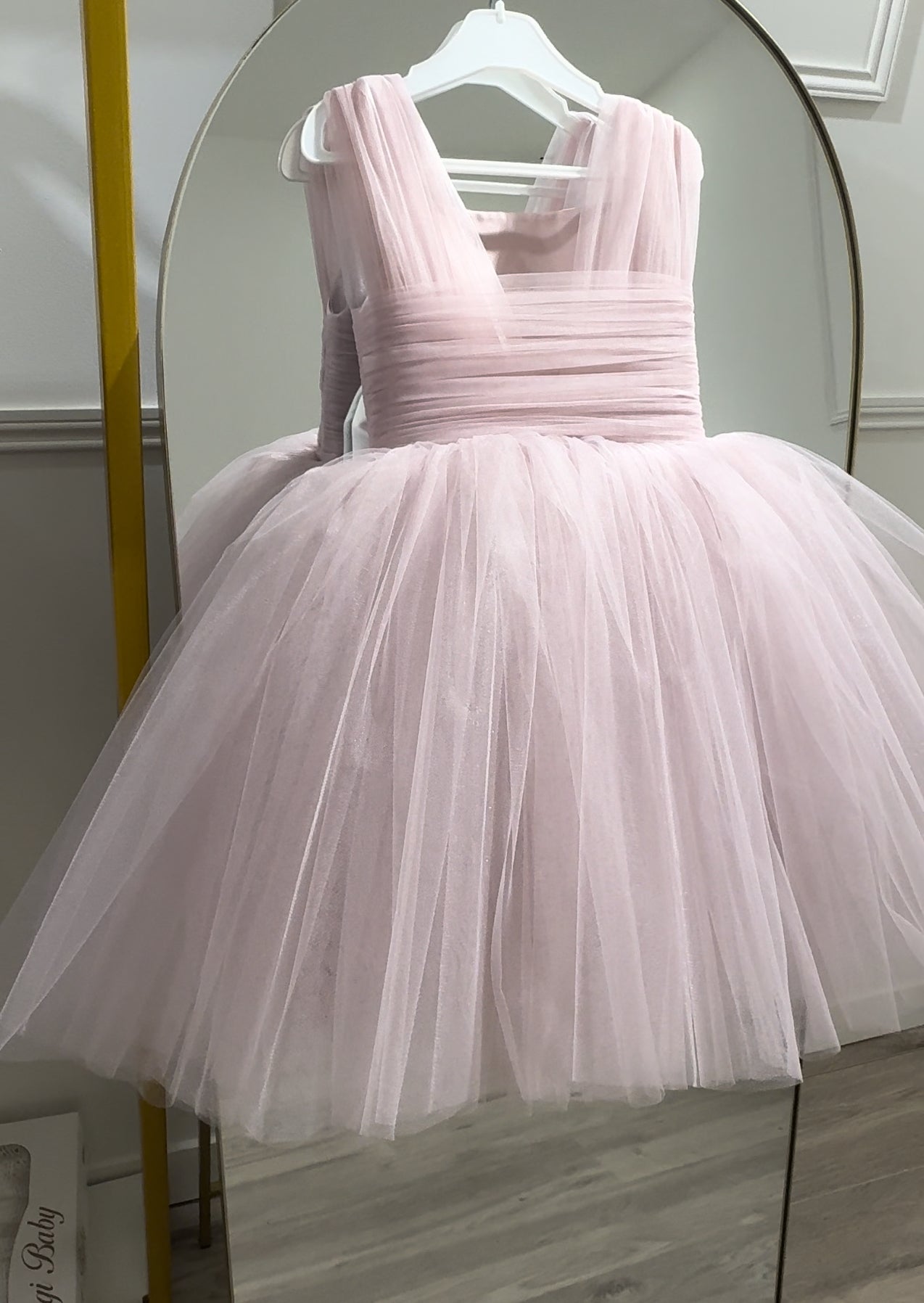 Elena - Robe en tulle volumineuse pour enfant couleur personnalisable