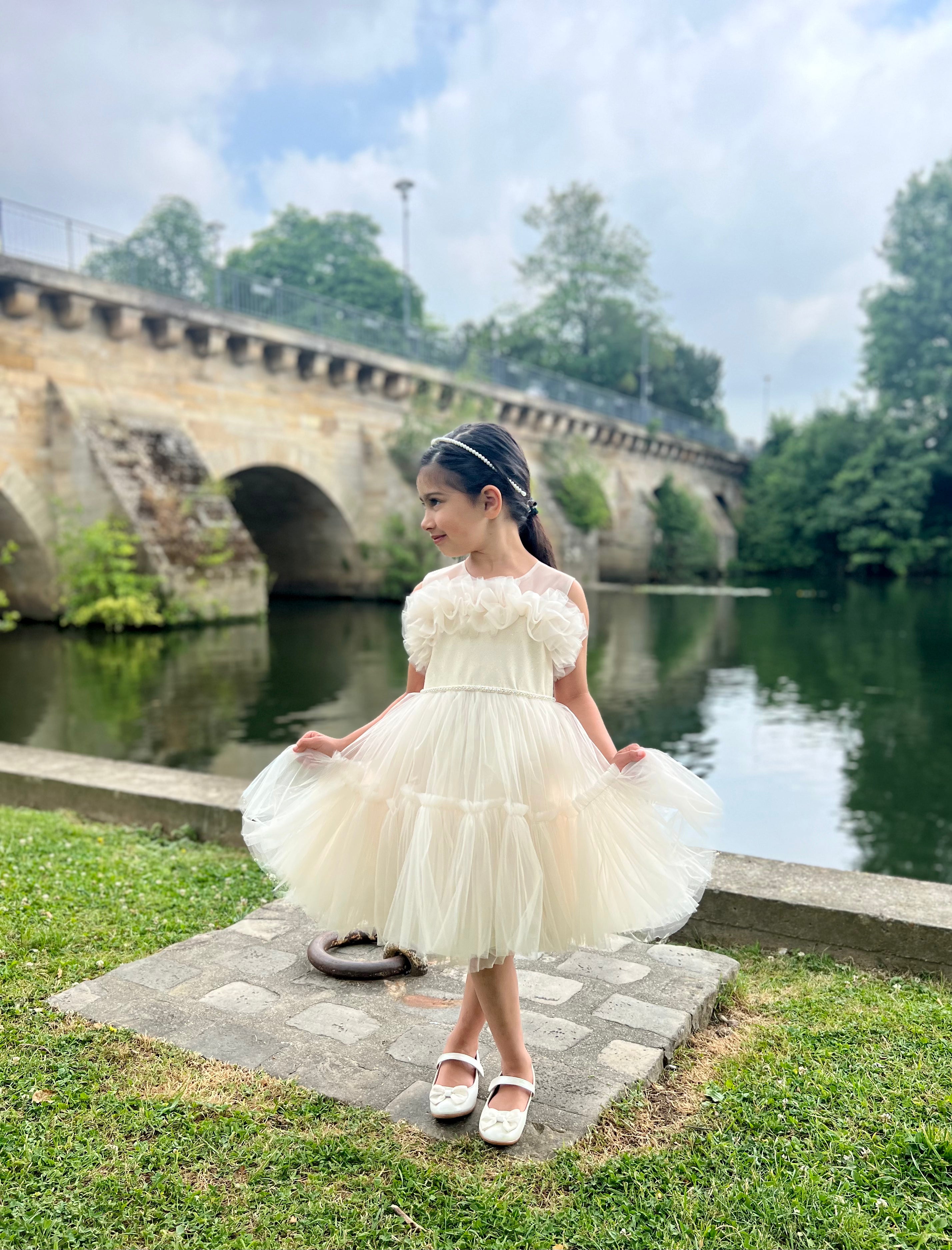 Inaya - Robe en tulle et froufrous