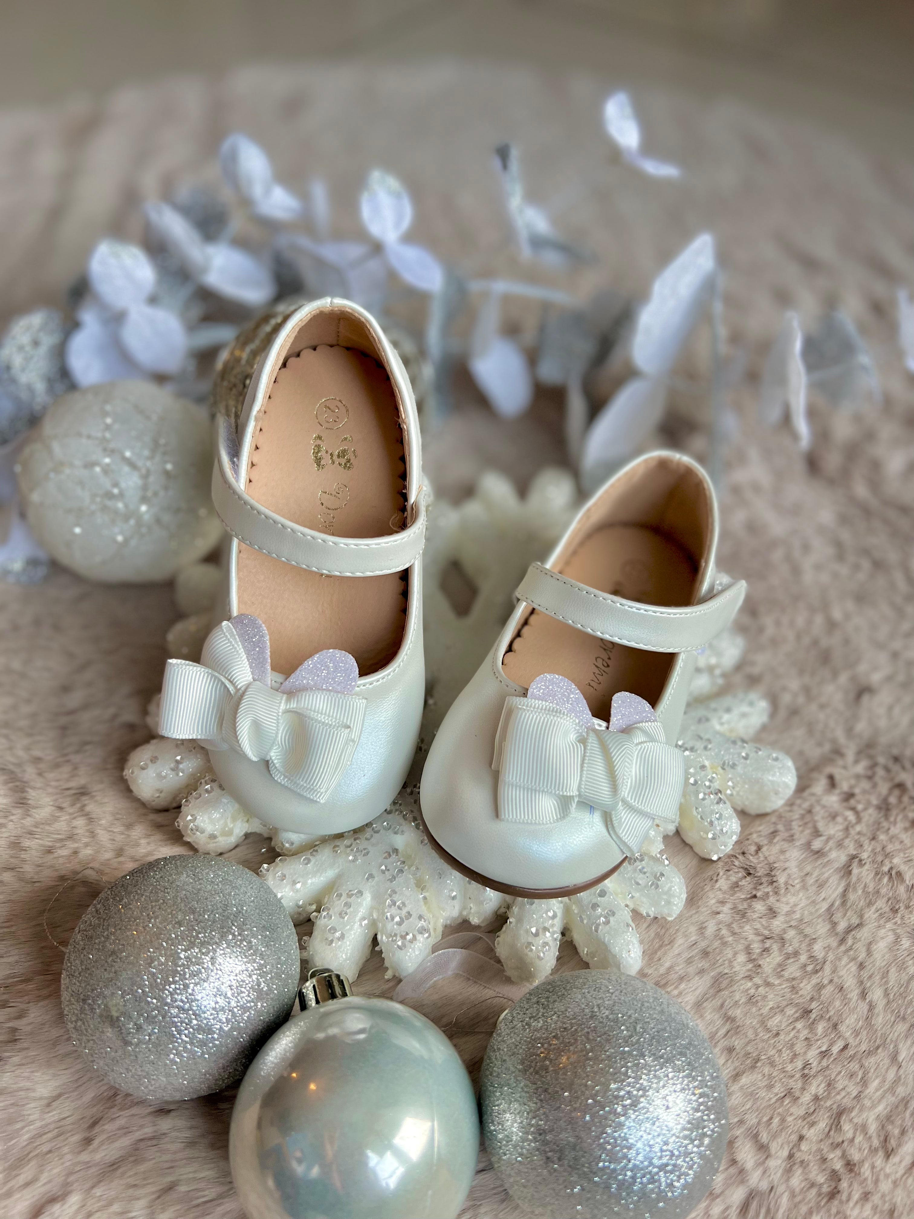 chaussures blanches pour bébé fille
