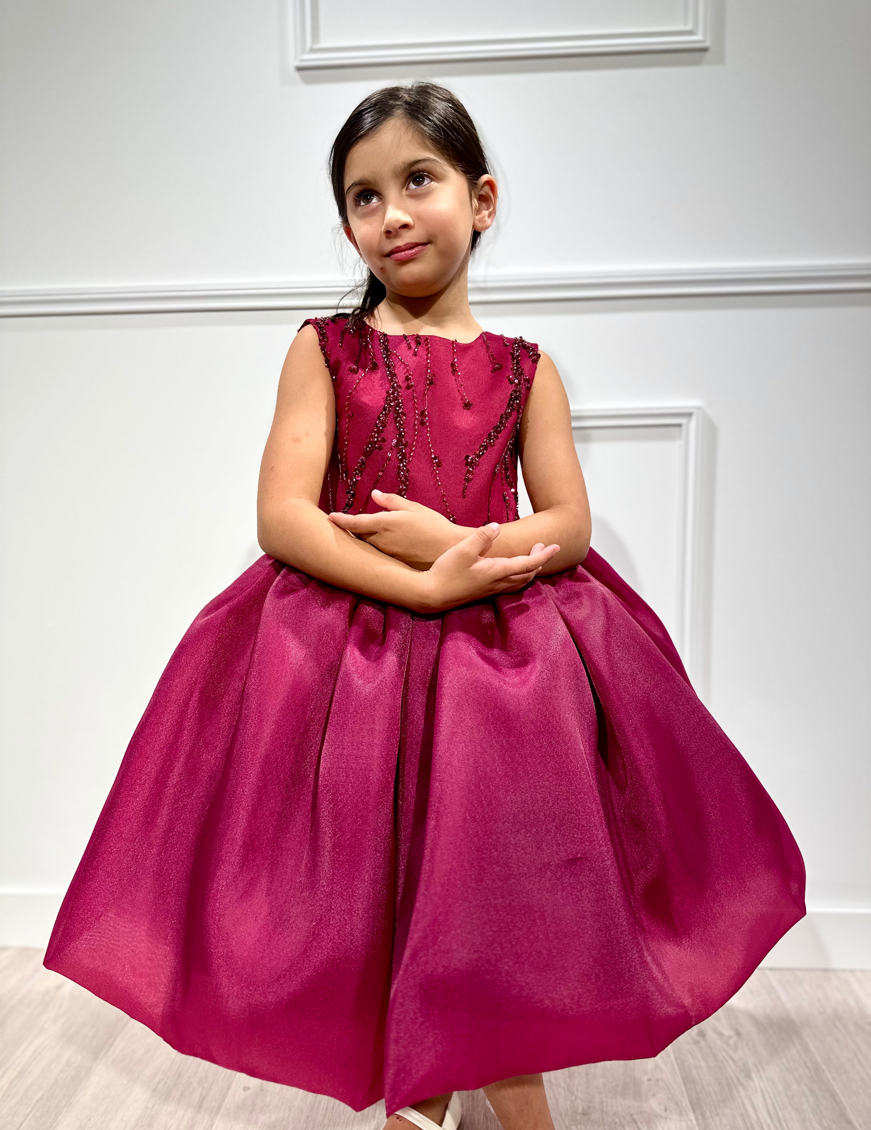 Diamant - Robe prestigieuse avec buste ornée de perles et de strass
