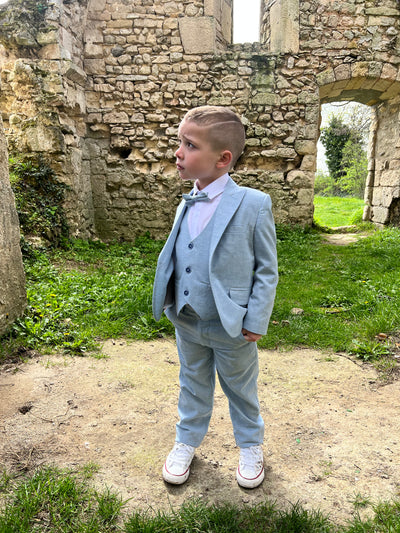 Evan - Costume bleu pastel 5 pièces à fines rayures pour mariage